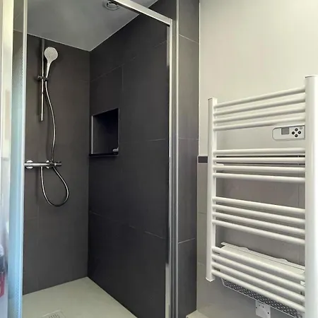 3 Pieces Proche Hyper Centre Apartment